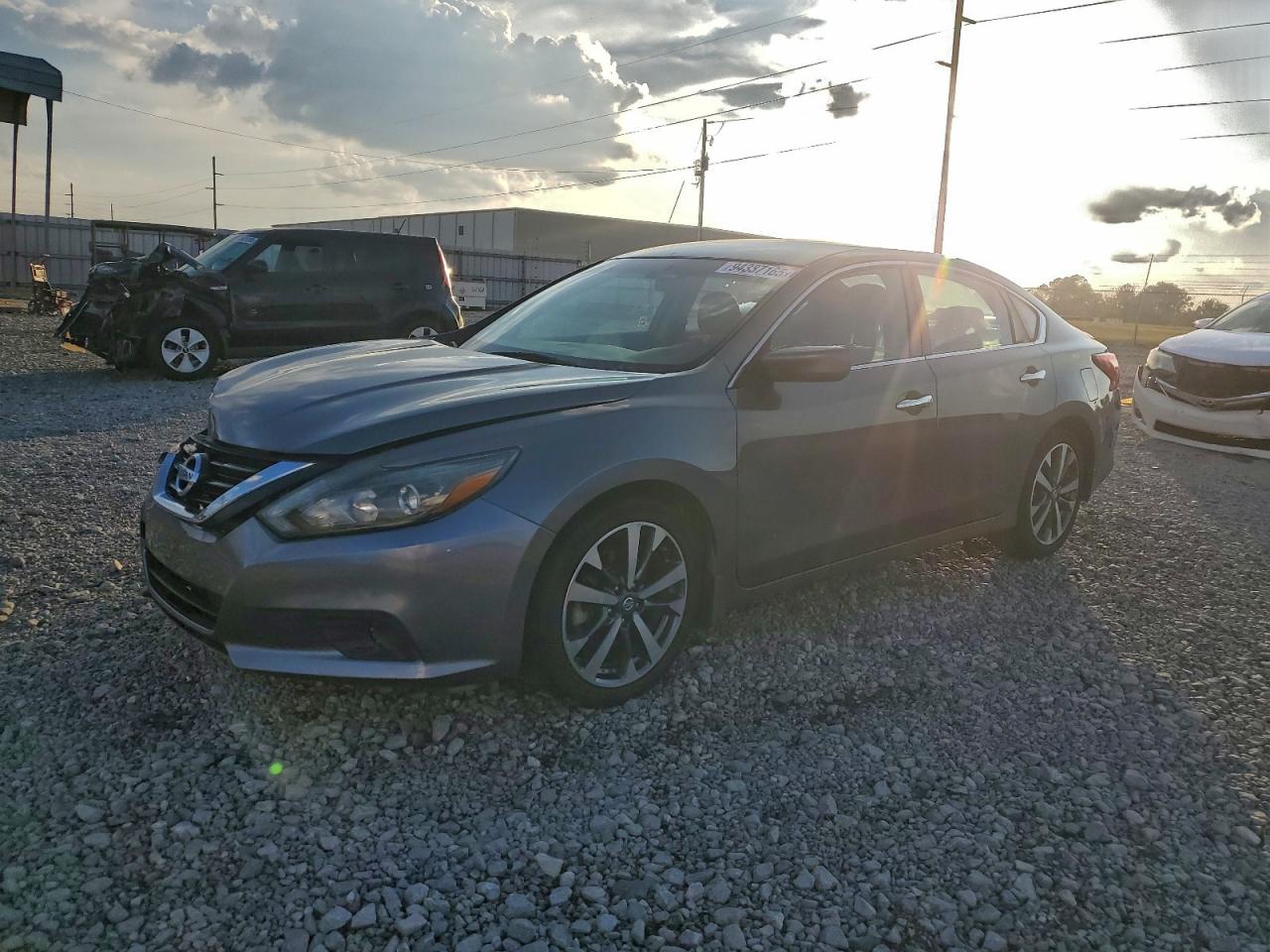 Nissan Altima 2.5 Image 1