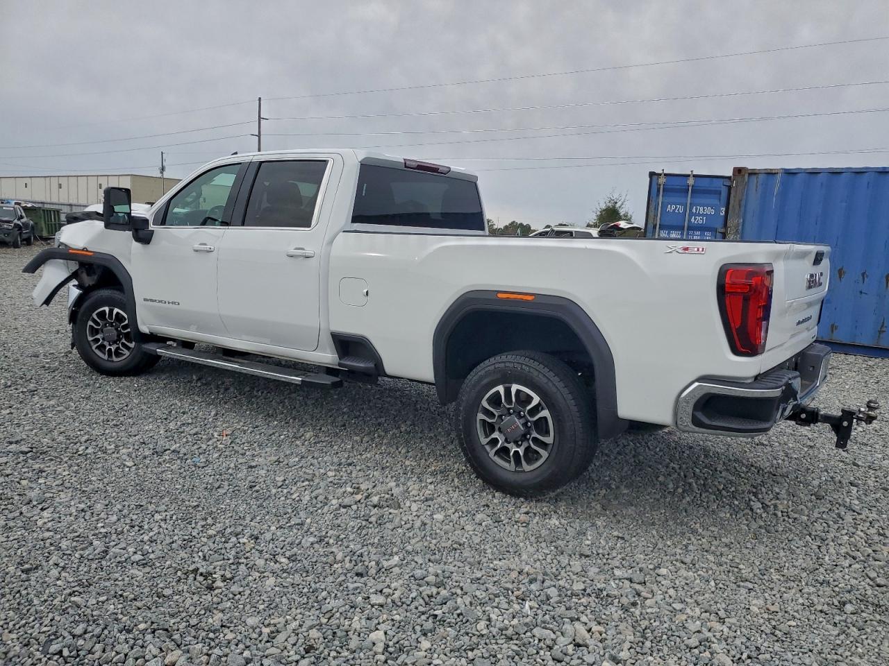 GMC Sierra K2500 Sle Image 3