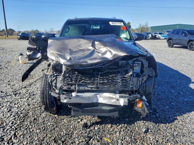 Toyota 4Runner Sr5 Image 8