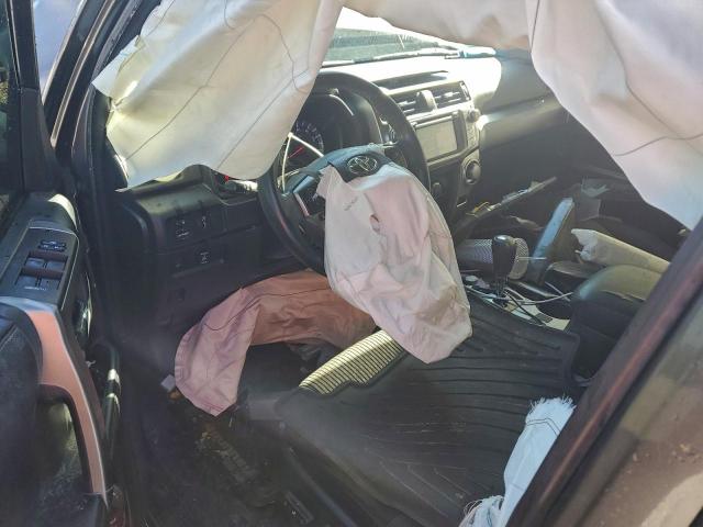 Toyota 4Runner Sr5 Image 10