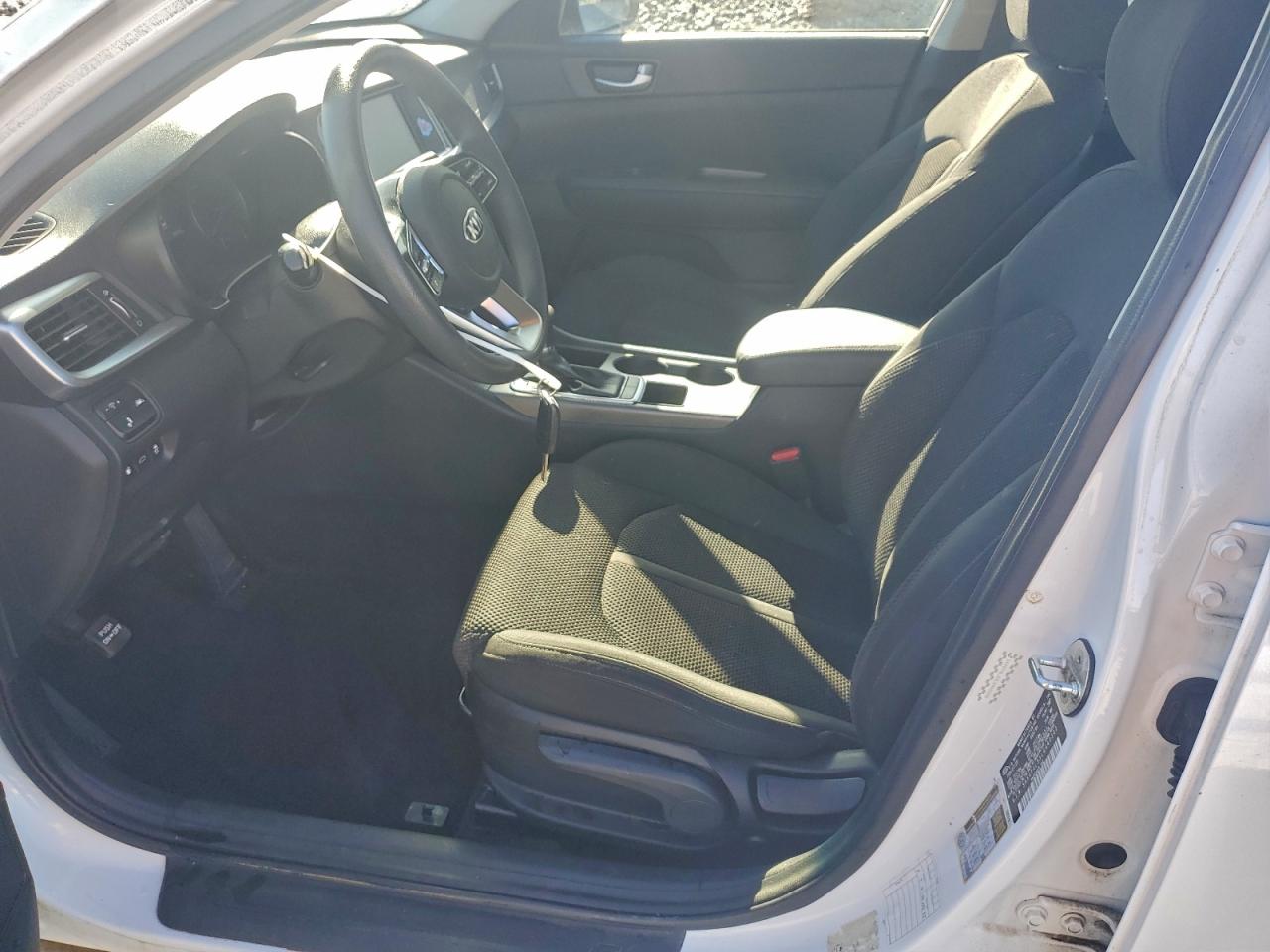 Kia Optima Lx Image 5