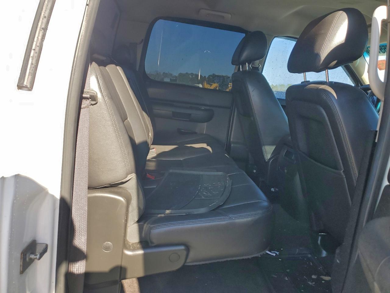 GMC Sierra C1500 Sle Image 12