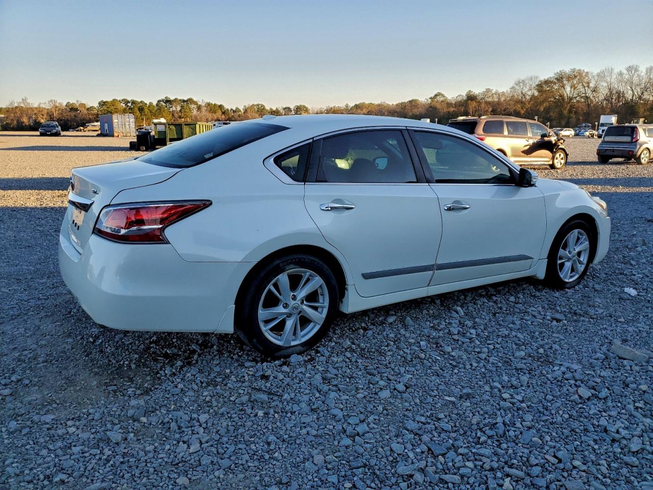 Nissan Altima 2.5 Image 7