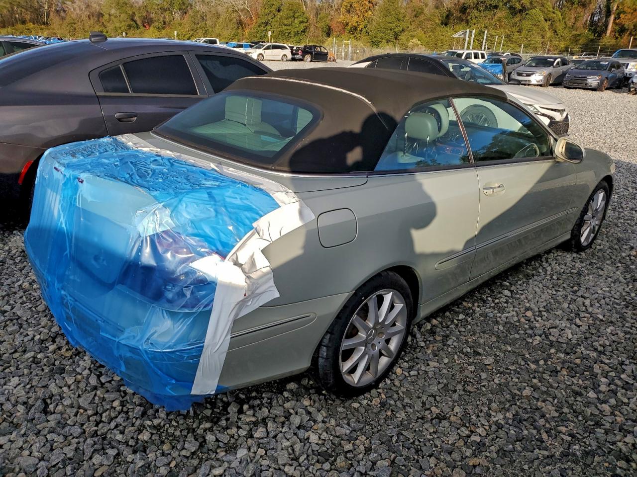 Mercedes-Benz Clk-class 350 Image 5