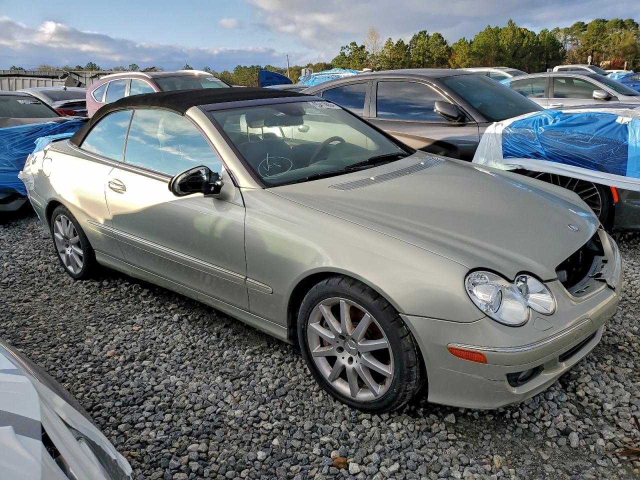 Mercedes-Benz Clk-class 350 Image 3