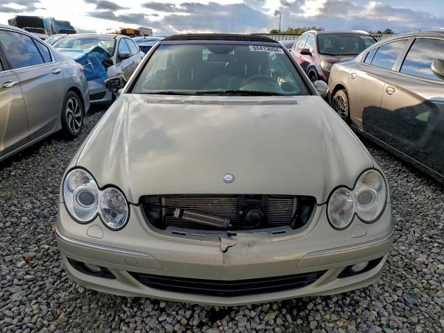 Mercedes-Benz Clk-class 350 Image 12