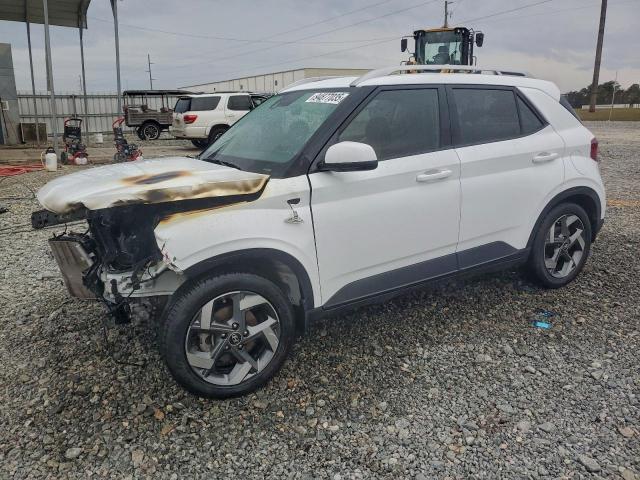  Salvage Hyundai VENUE