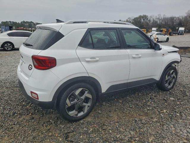 Hyundai VENUE Sel Image 13