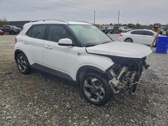 Hyundai VENUE Sel Image 10