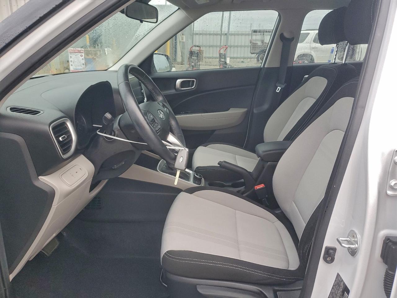 Hyundai VENUE Sel Image 6