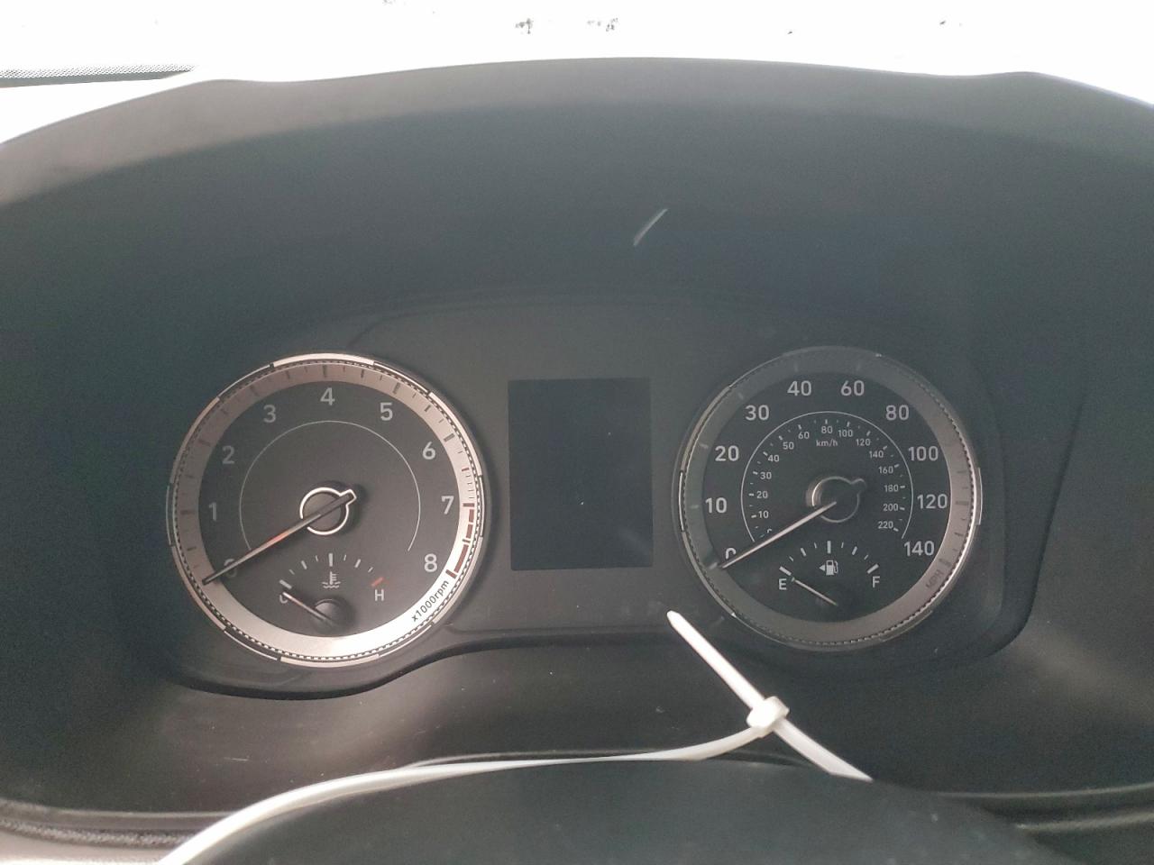 Hyundai VENUE Sel Image 2