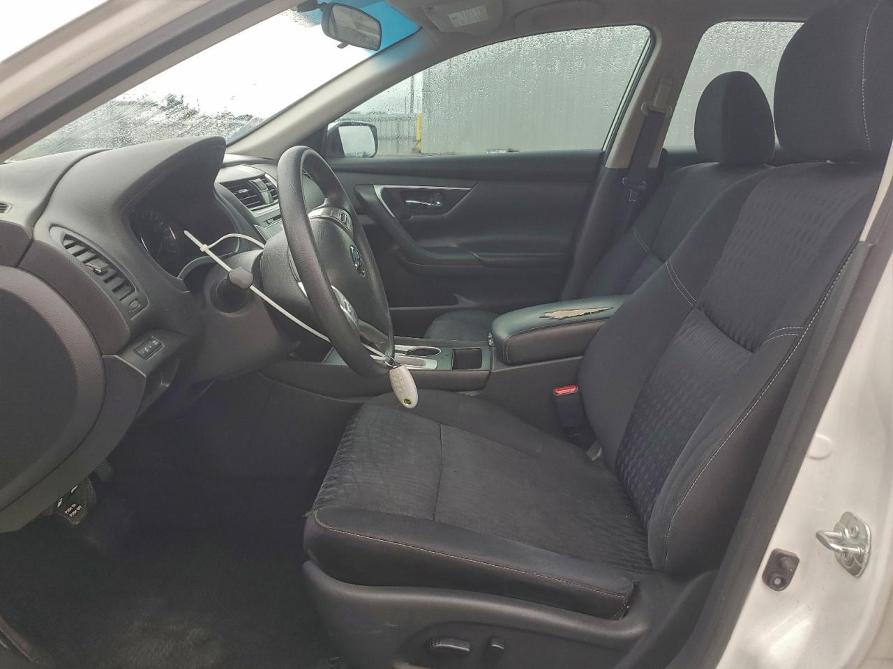 Nissan Altima 2.5 Image 5