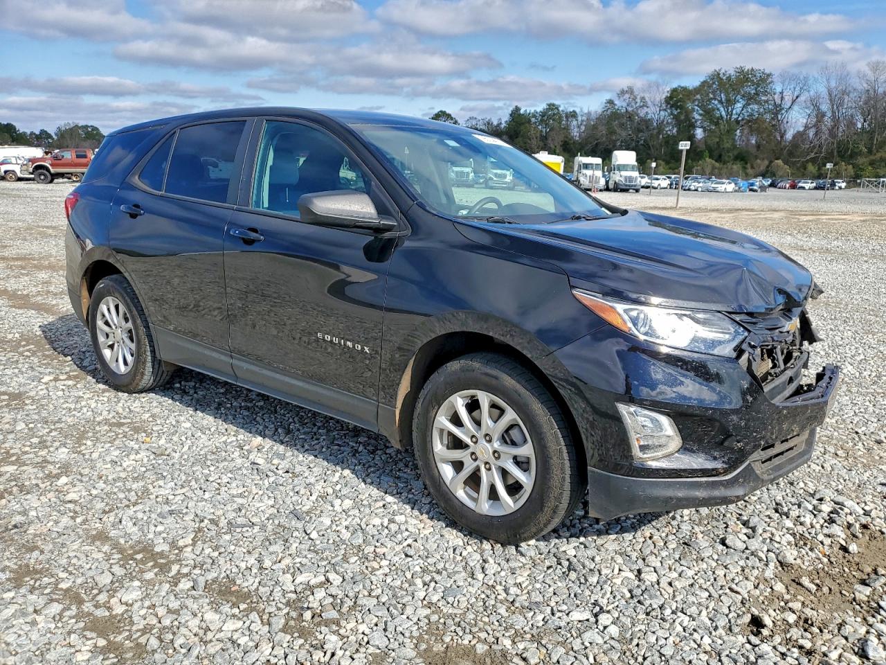 Chevrolet Equinox Ls Image 4
