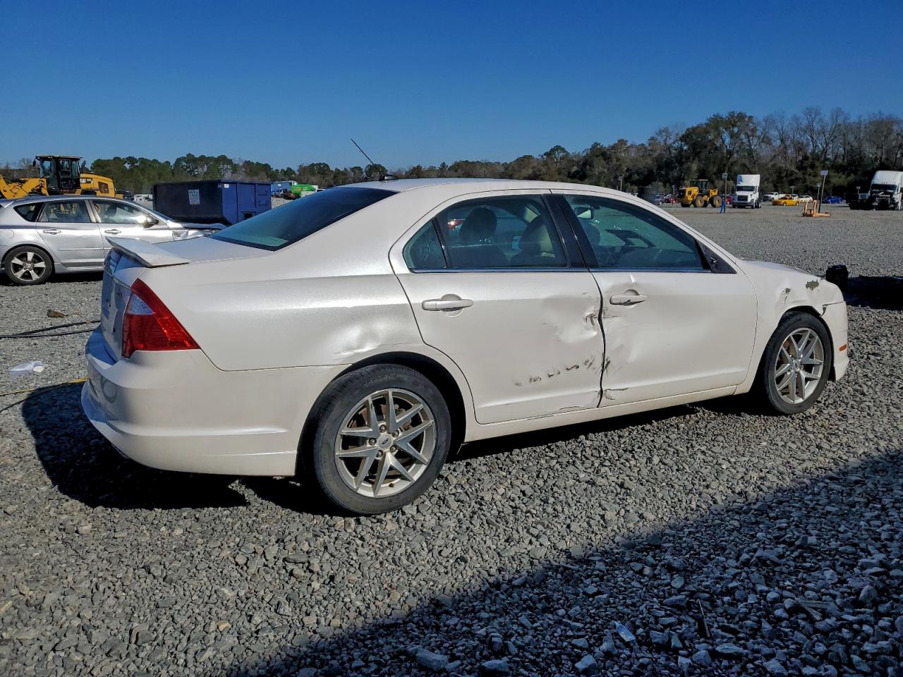 Ford Fusion Sel Image 6