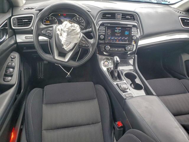 Nissan Maxima S Image 11