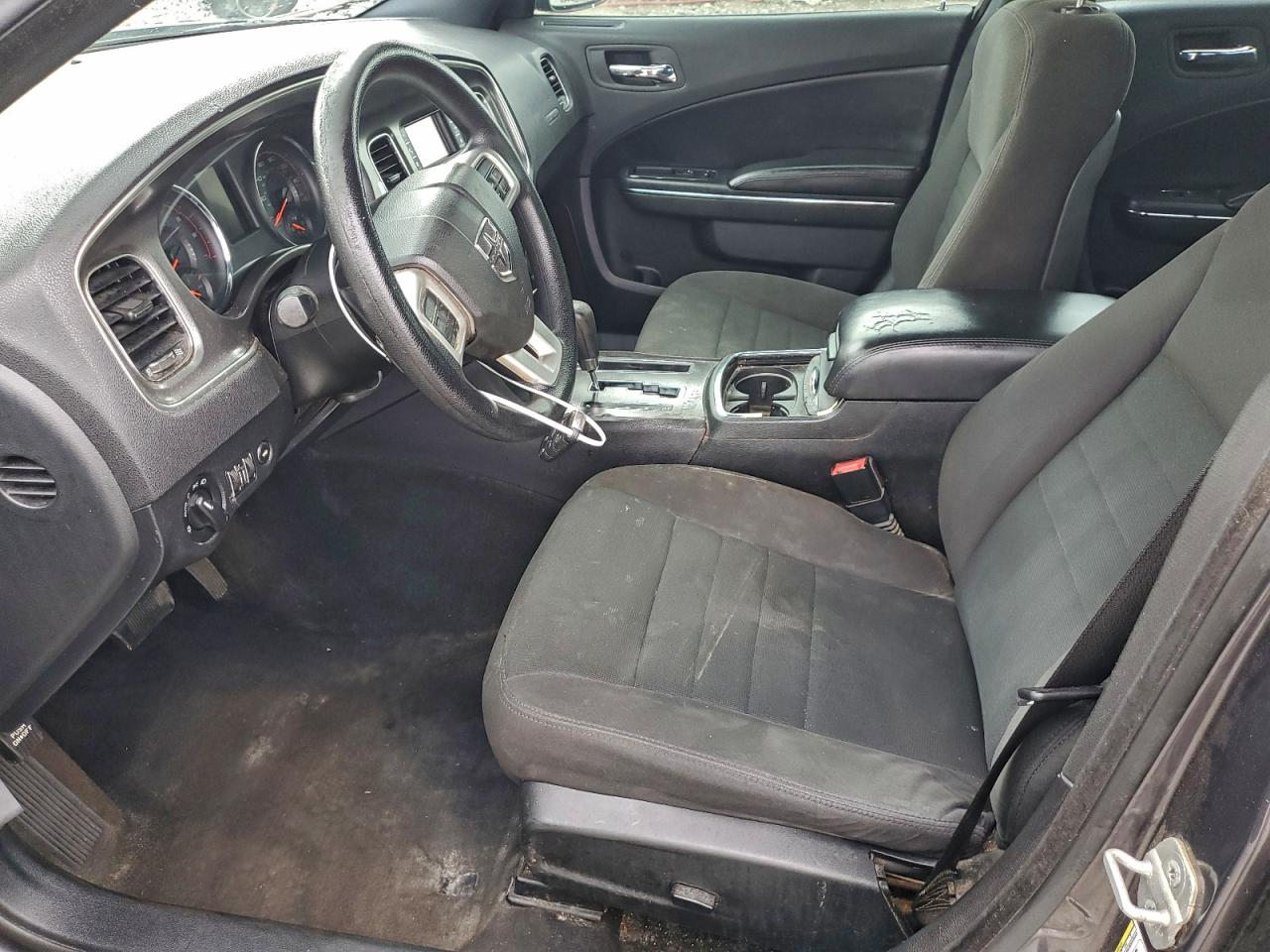 Dodge Charger Se Image 7