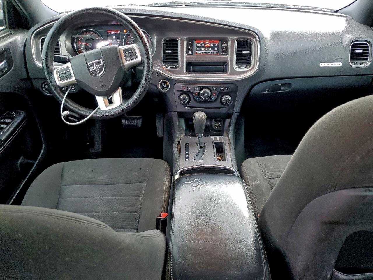 Dodge Charger Se Image 2