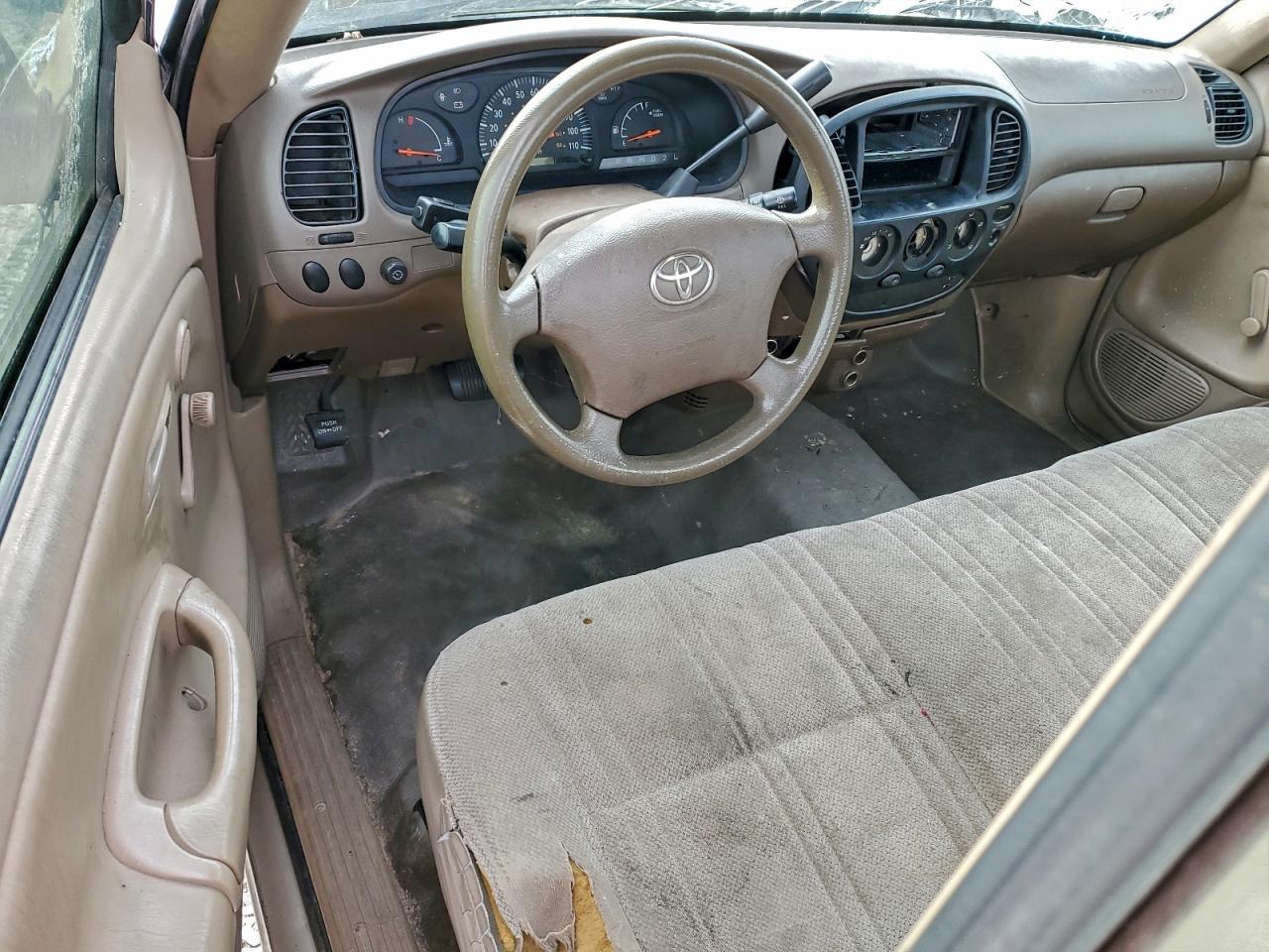 Toyota Tundra Image 2