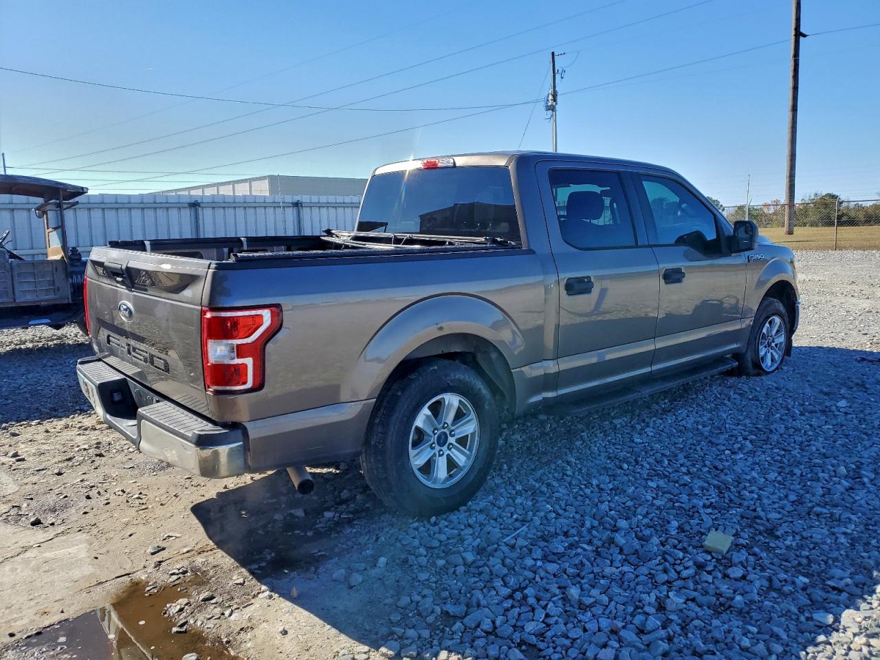 Ford F-150 Supercrew Image 2