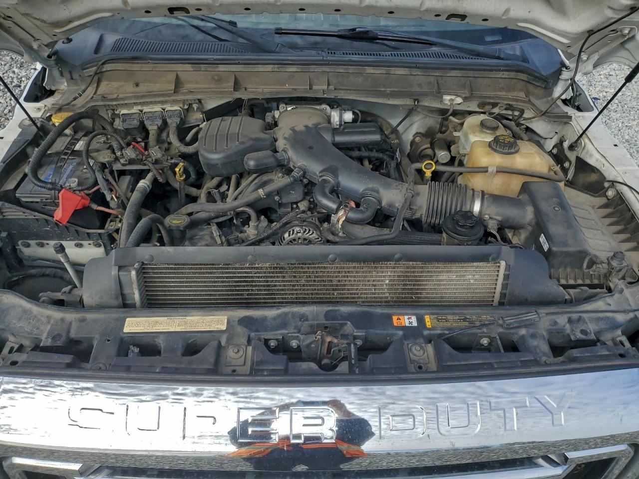 Ford F-550 Super Duty Image 9