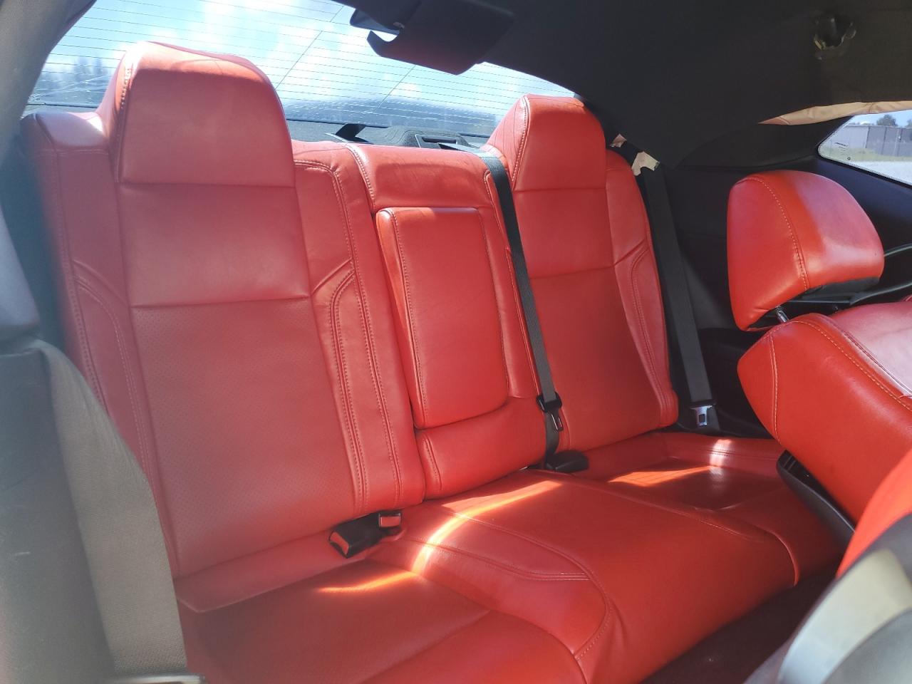 Dodge Challenger R/t Image 8