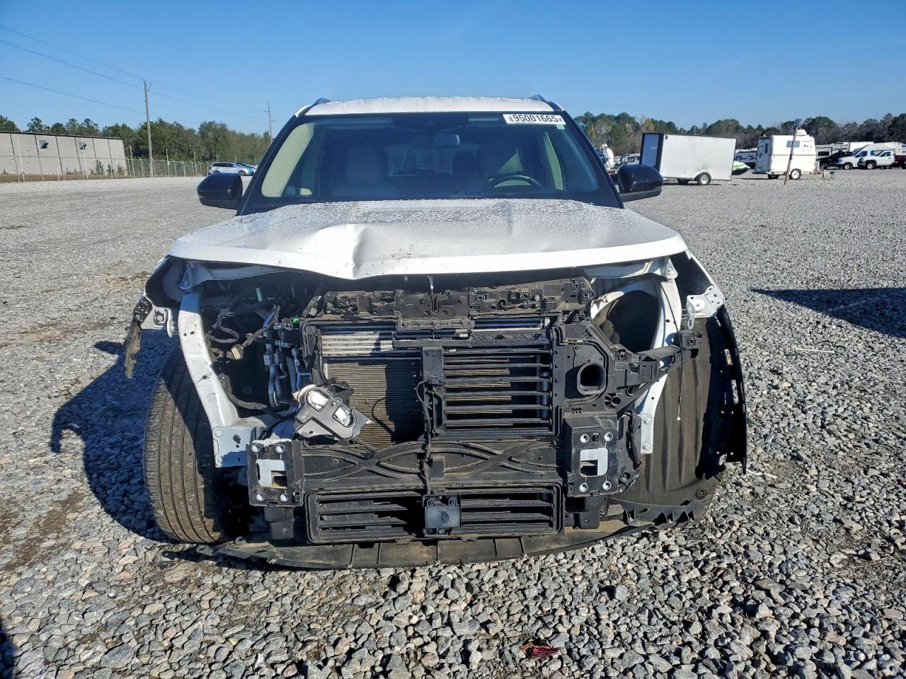 Ford Explorer Limited Image 3