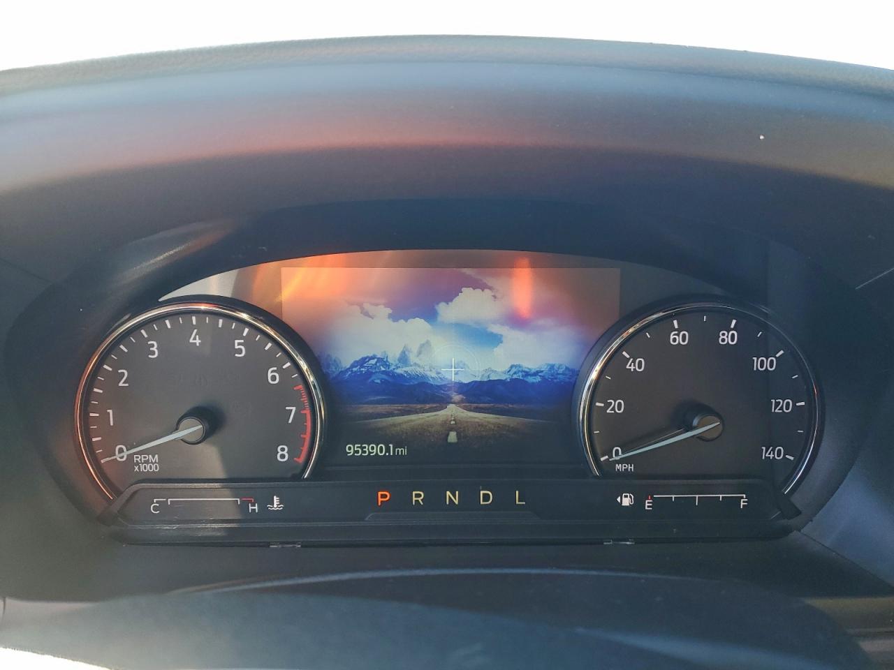 Ford Explorer Limited Image 7