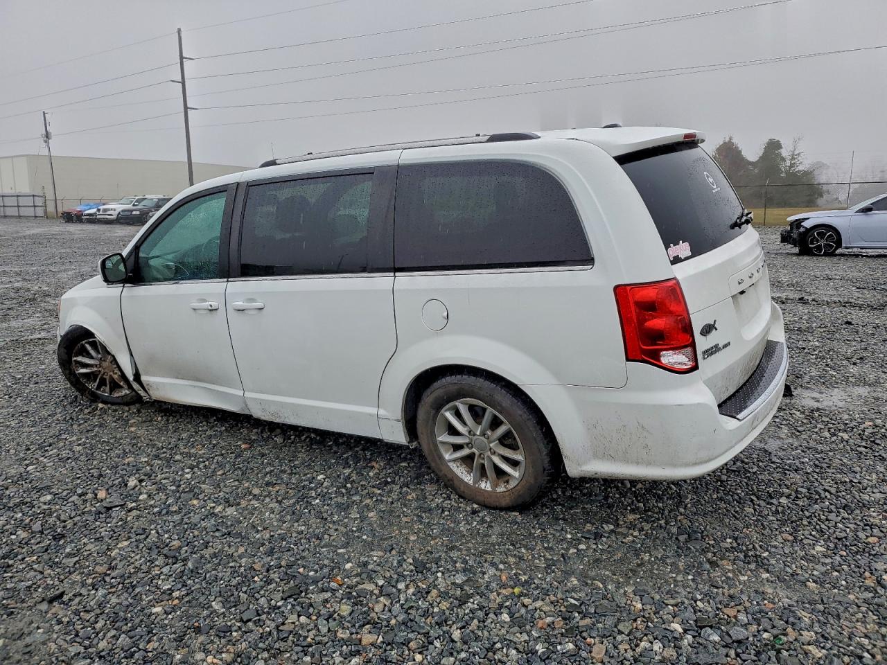 Dodge Caravan Sxt Image 2