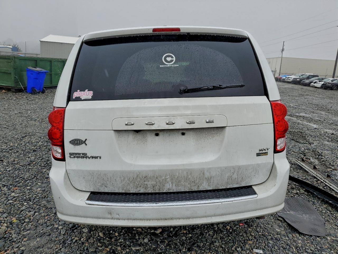 Dodge Caravan Sxt Image 6
