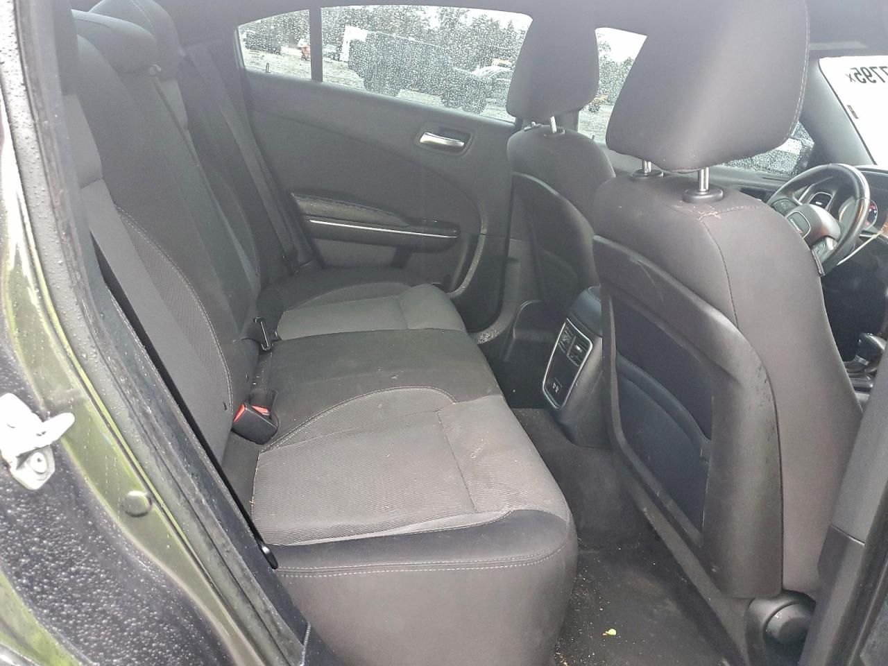 Dodge Charger Se Image 11