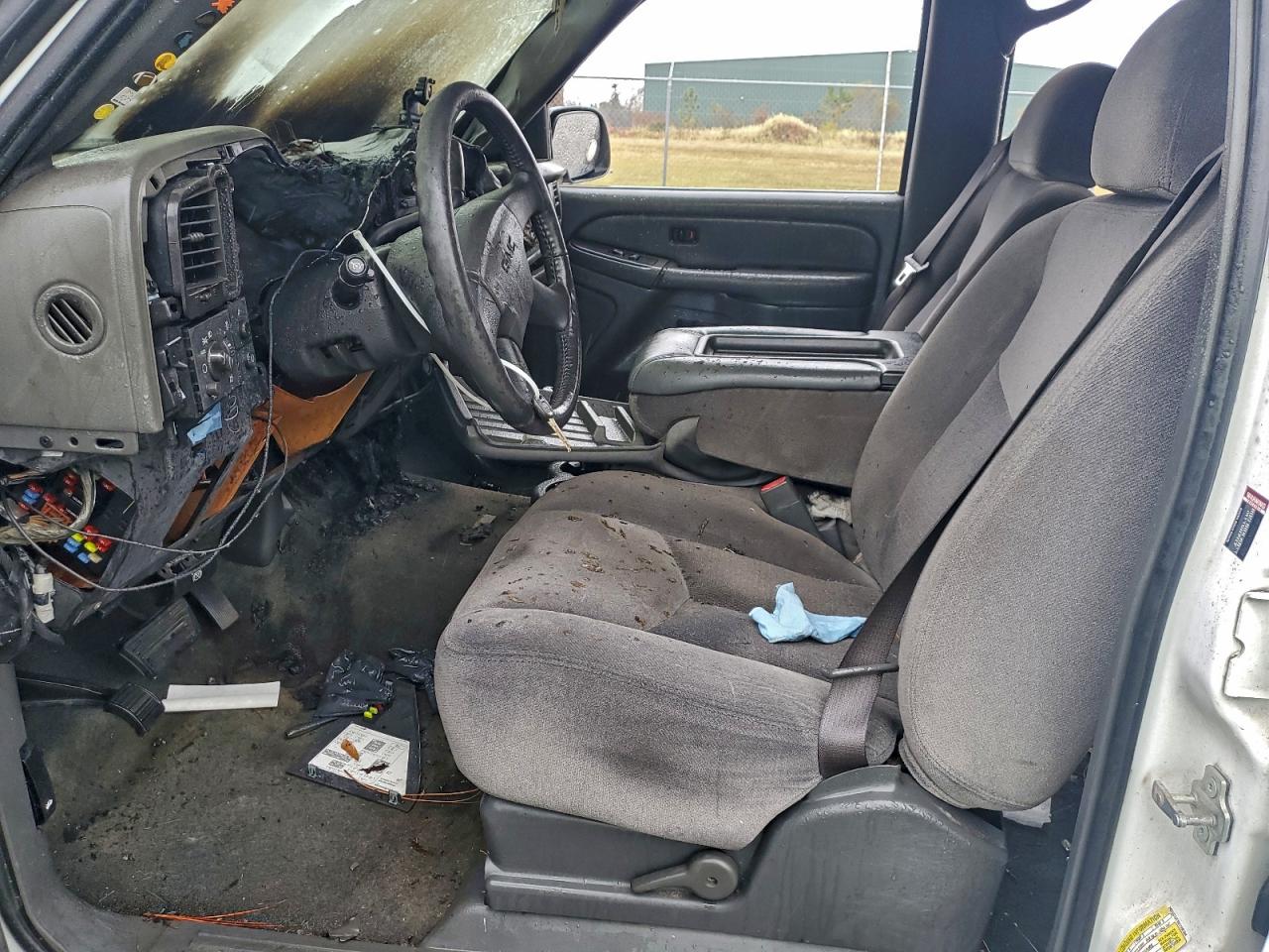 GMC Sierra C1500 Image 7