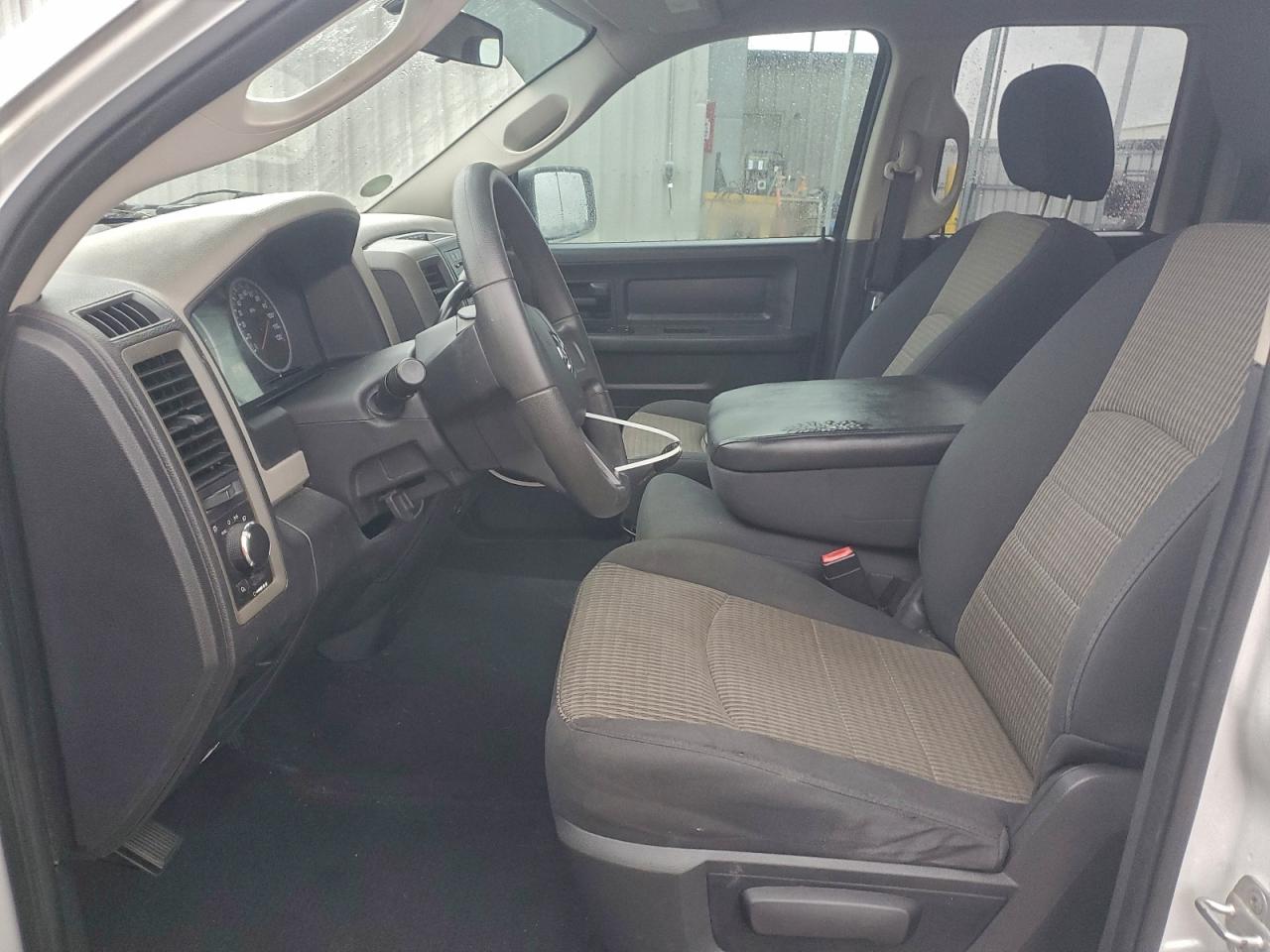 Dodge Ram 1500 Image 4