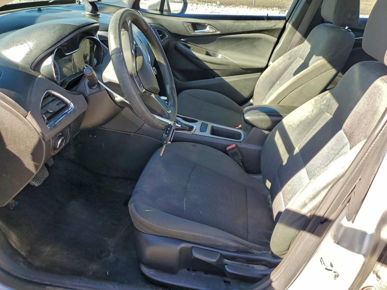 Chevrolet Cruze Ls Image 10