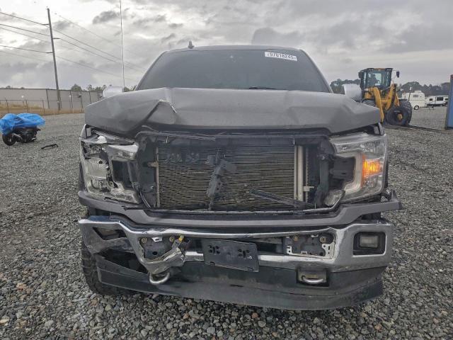 Ford F-150 Supercrew Image 3