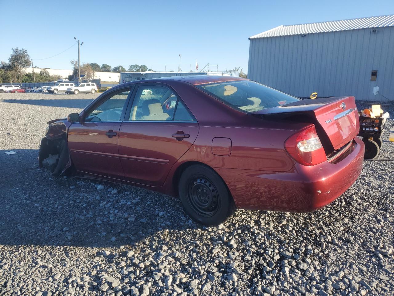 Toyota Camry Le Image 2