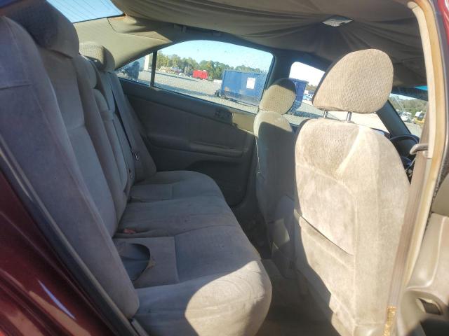 Toyota Camry Le Image 12