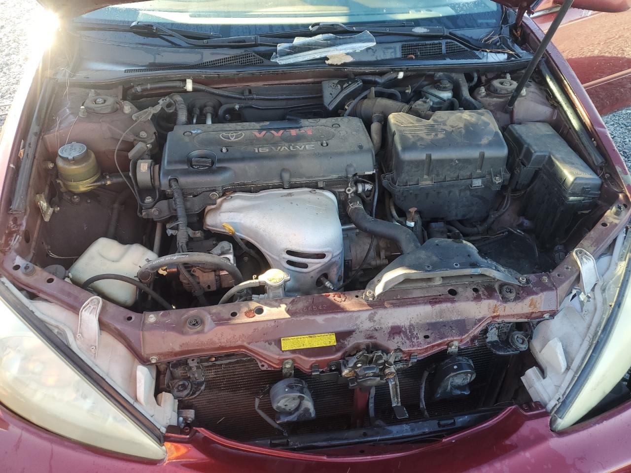 Toyota Camry Le Image 6