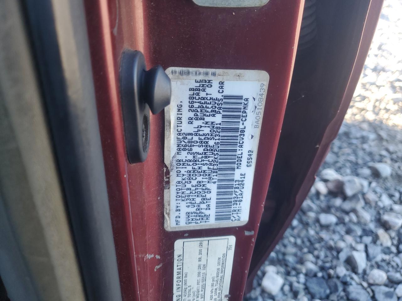 Toyota Camry Le Image 9