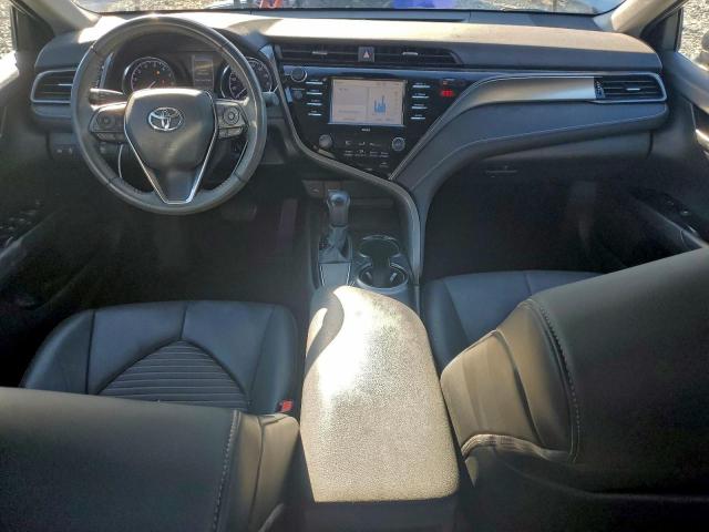 Toyota Camry Se Image 2