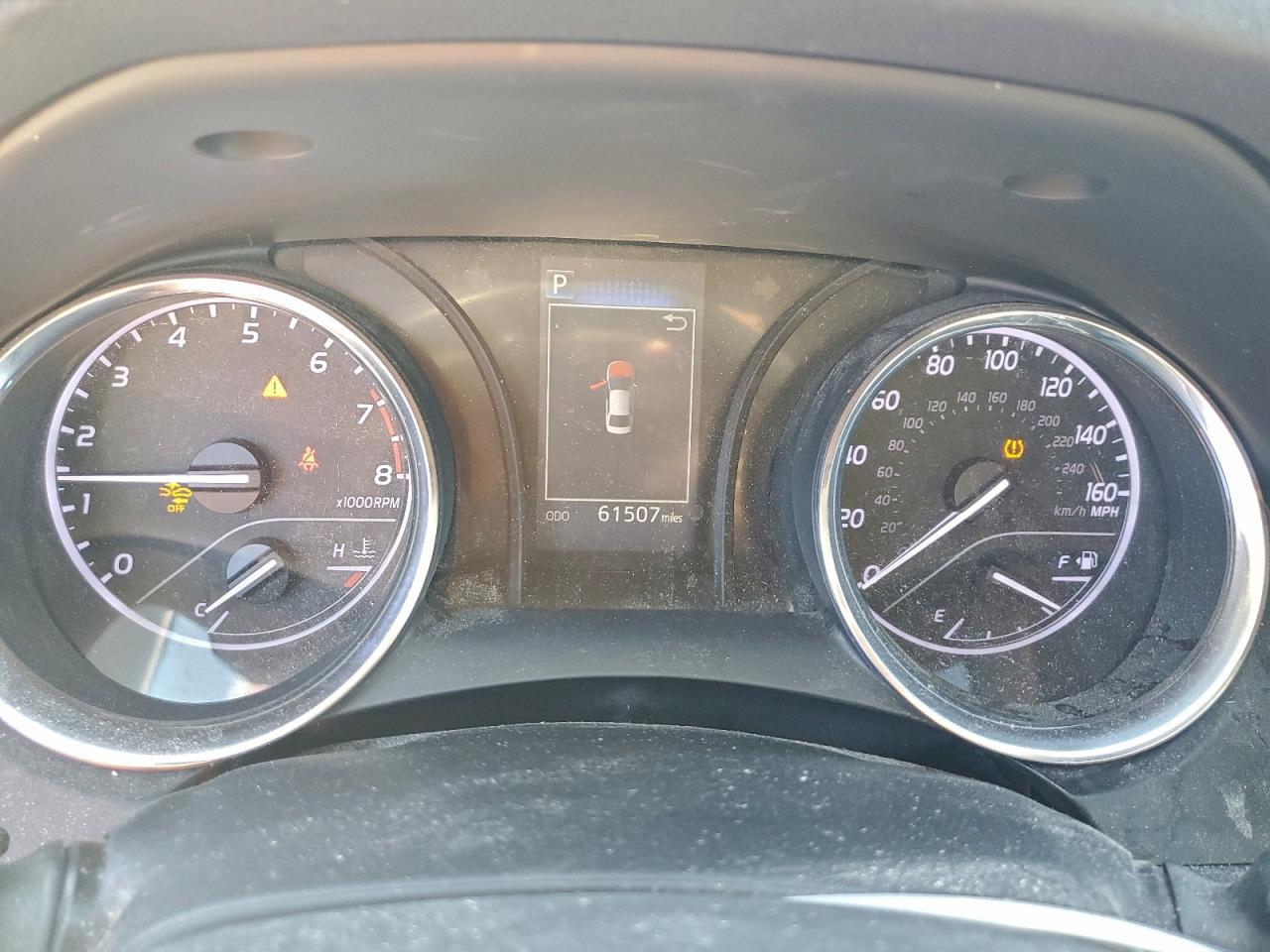 Toyota Camry Se Image 12