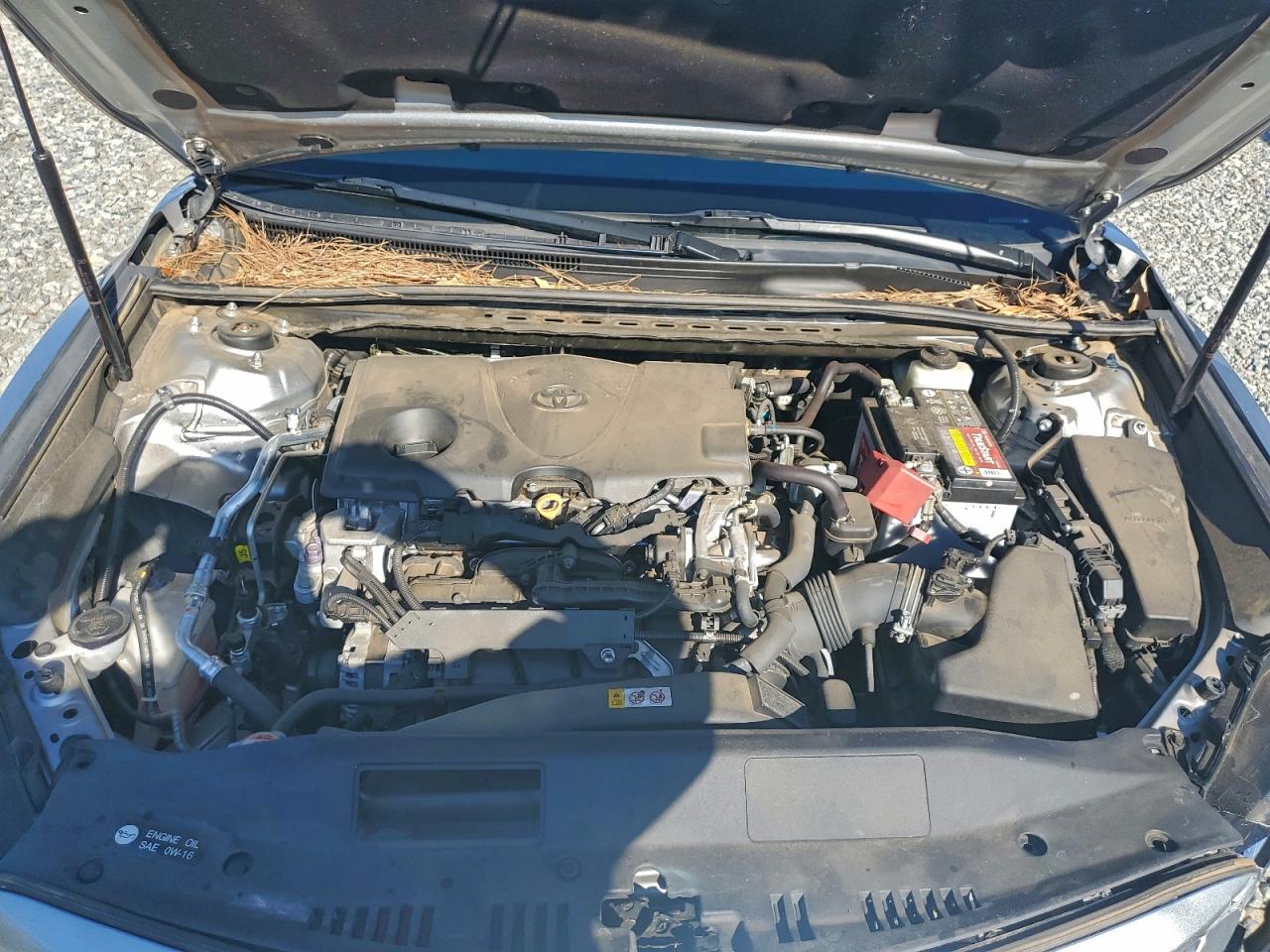 Toyota Camry Se Image 4