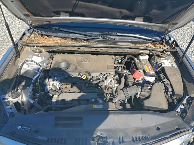 Toyota Camry Se Image 4