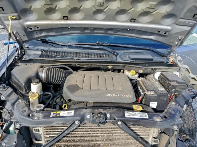 Chrysler Minivan Touring Image 10