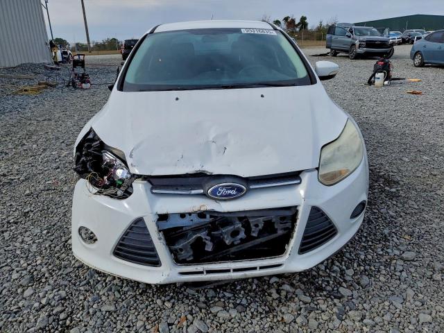 Ford Focus Se Image 10