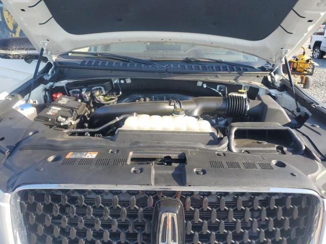 Lincoln Navigator Black Label Image 12