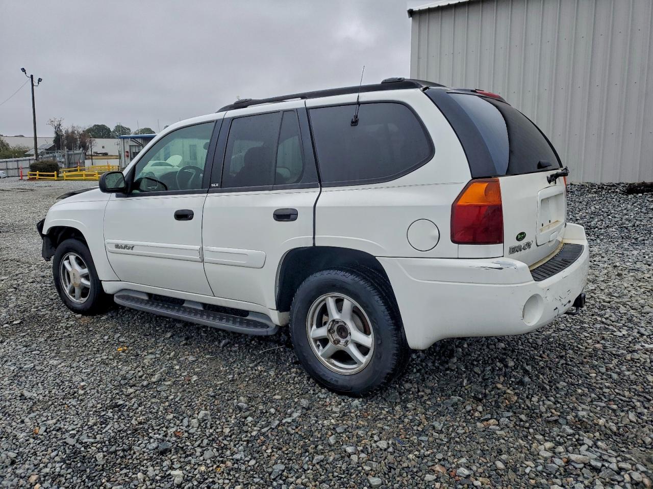 GMC Envoy Image 13