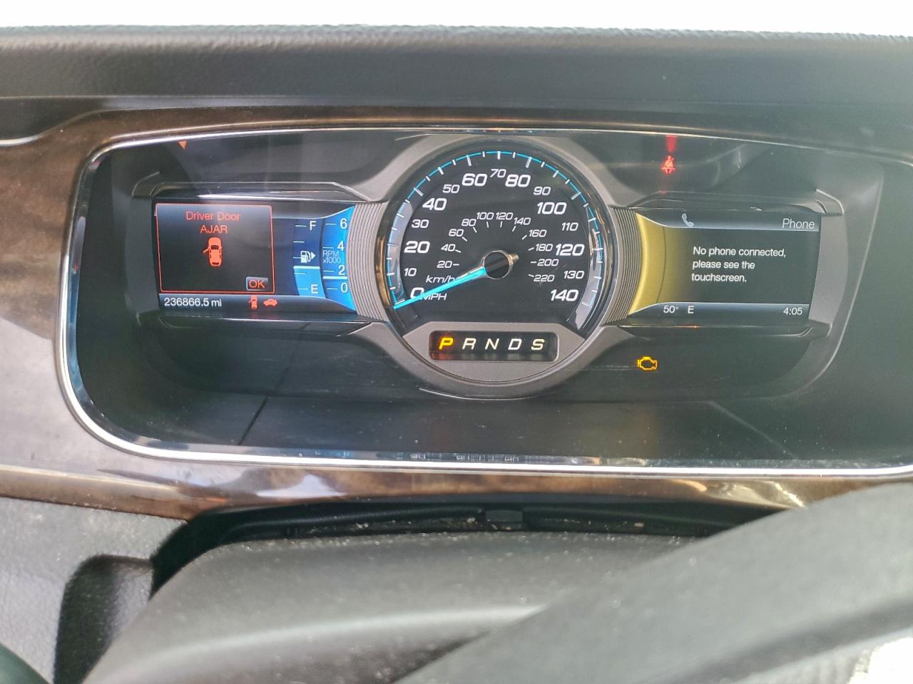 Ford Taurus Limited Image 9