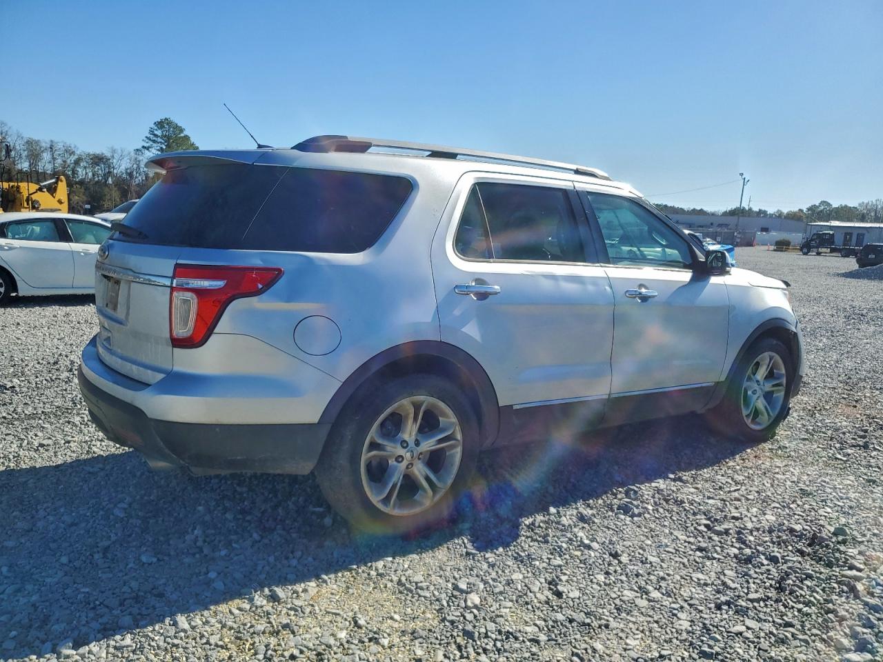 Ford Explorer Limited Image 2