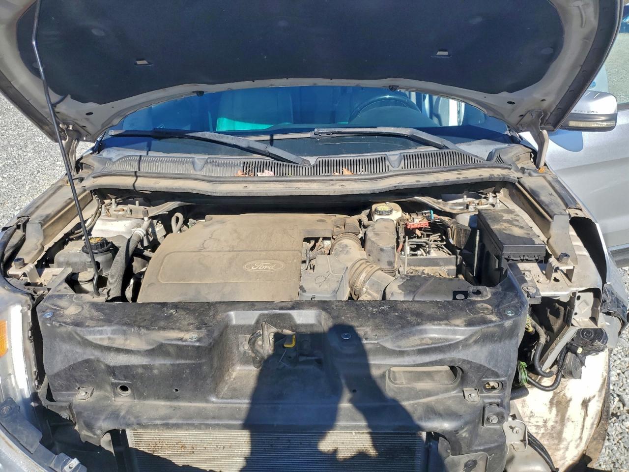 Ford Explorer Limited Image 9