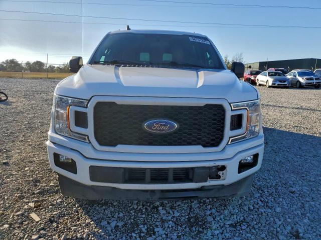 Ford F-150 Supercrew Image 11